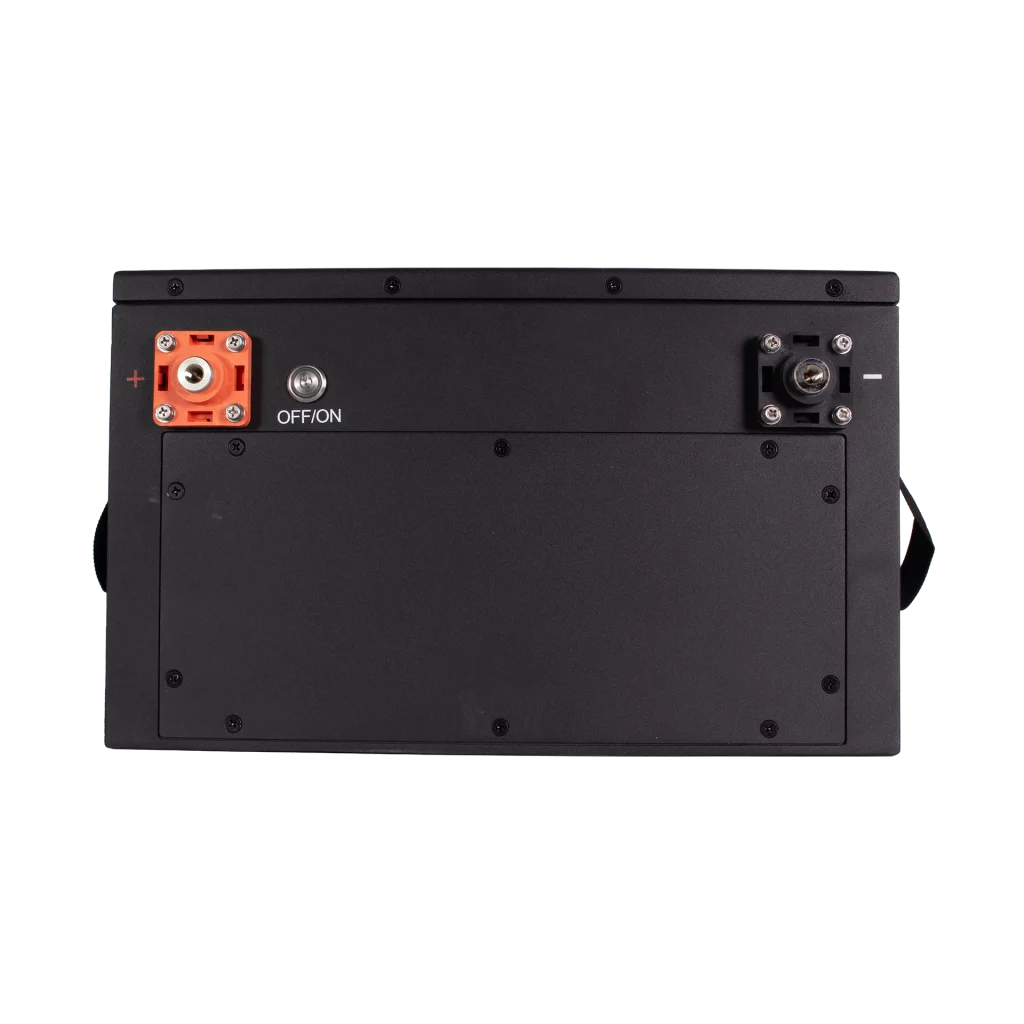 SKANBATT Premium Lithium - 12V 700Ah 250A BMS - 380x360x220mm - Bluetooth - Heat - 8 Års garanti - "Under sätet" modell